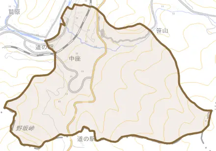 中座とその周辺の地図。町の範囲を重ねている
