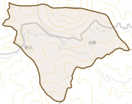 笹山とその周辺の地図。町の範囲を重ねている