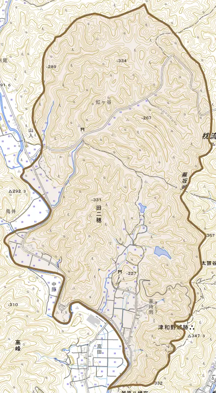 田二穂とその周辺の地図。町の範囲を重ねている