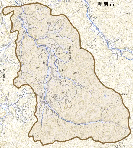 大東町西阿用とその周辺の地図。町の範囲を重ねている