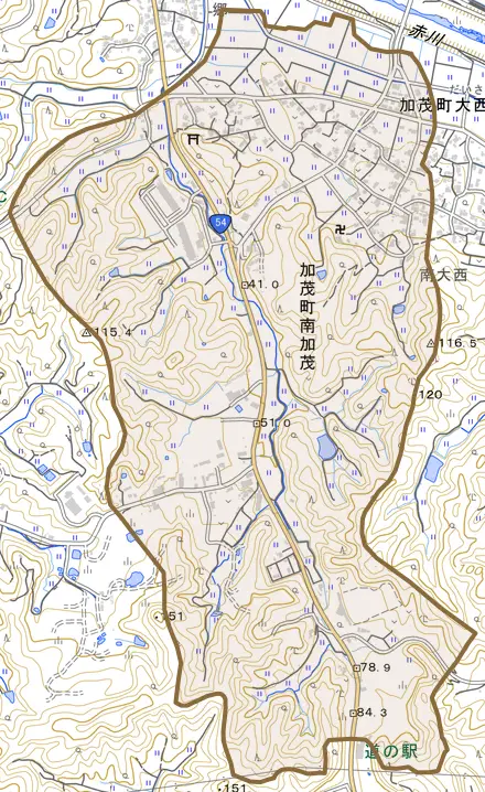 加茂町南加茂とその周辺の地図。町の範囲を重ねている