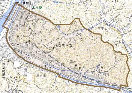 木次町木次とその周辺の地図。町の範囲を重ねている