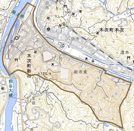 木次町新市とその周辺の地図。町の範囲を重ねている