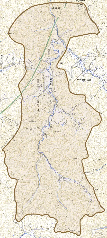 三刀屋町六重とその周辺の地図。町の範囲を重ねている