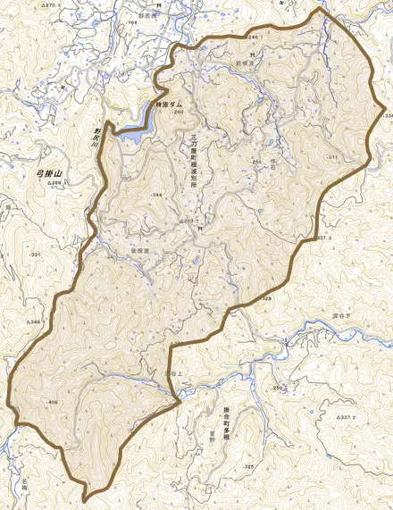 三刀屋町根波別所とその周辺の地図。町の範囲を重ねている