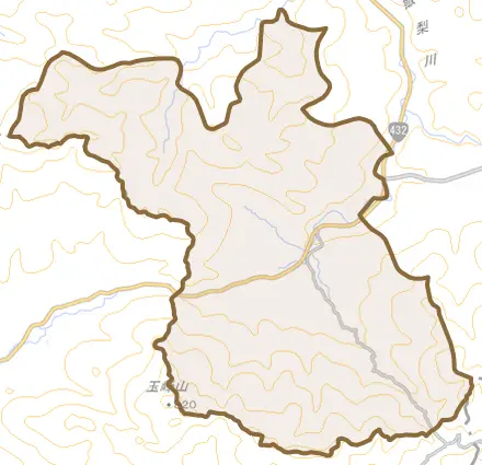 広瀬町西比田とその周辺の地図。町の範囲を重ねている