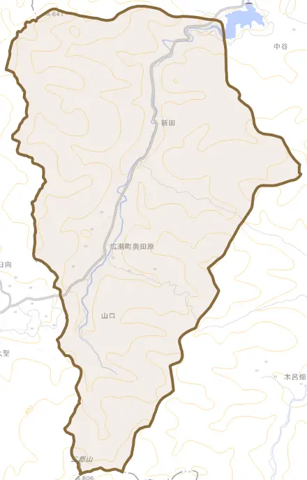 広瀬町奥田原とその周辺の地図。町の範囲を重ねている