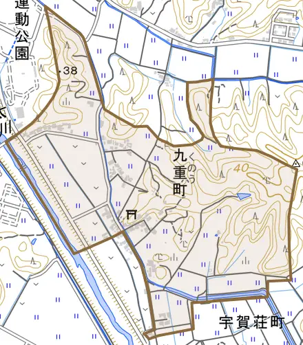 九重町とその周辺の地図。町の範囲を重ねている