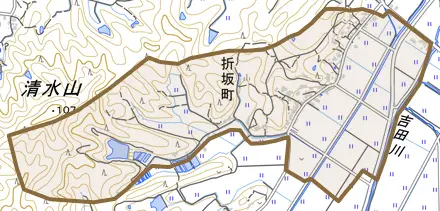 折坂町とその周辺の地図。町の範囲を重ねている