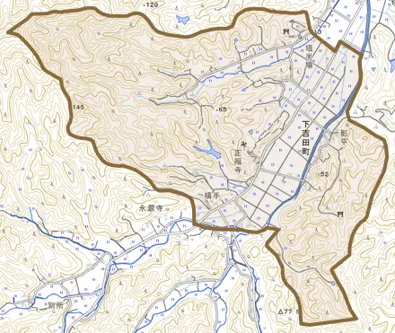 下吉田町とその周辺の地図。町の範囲を重ねている