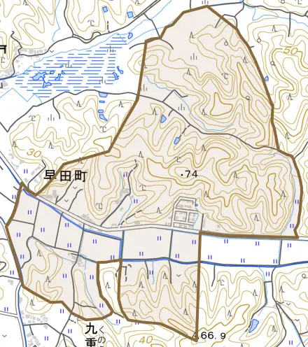 早田町とその周辺の地図。町の範囲を重ねている