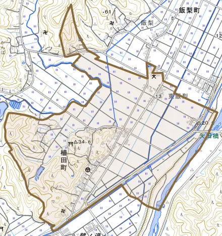 植田町とその周辺の地図。町の範囲を重ねている