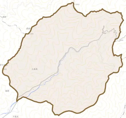 上高尻とその周辺の地図。町の範囲を重ねている