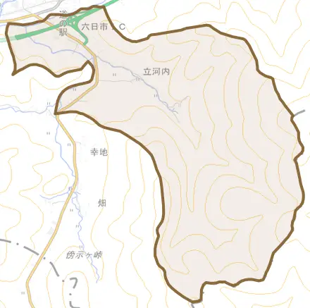 立河内とその周辺の地図。町の範囲を重ねている