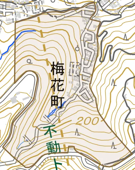 梅花町とその周辺の地図。町の範囲を重ねている