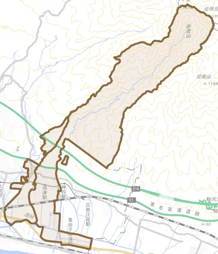 富士岡とその周辺の地図。町の範囲を重ねている