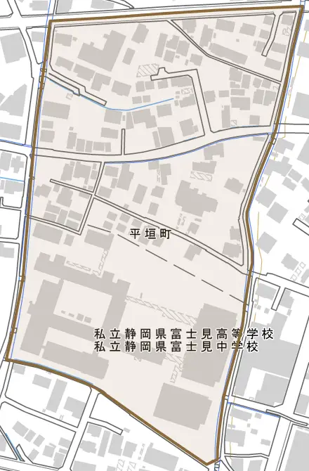平垣町とその周辺の地図。町の範囲を重ねている