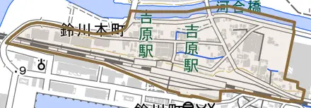 鈴川本町とその周辺の地図。町の範囲を重ねている