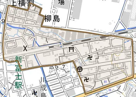 柳島とその周辺の地図。町の範囲を重ねている