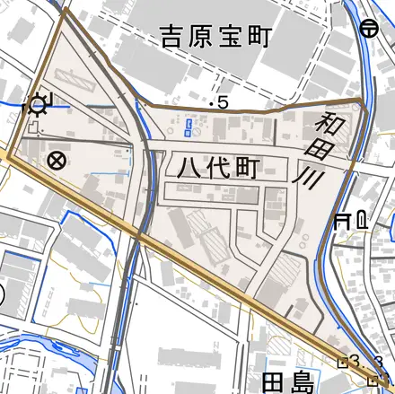 八代町とその周辺の地図。町の範囲を重ねている