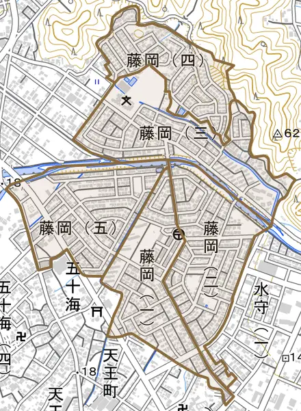 藤岡とその周辺の地図。町の範囲を重ねている