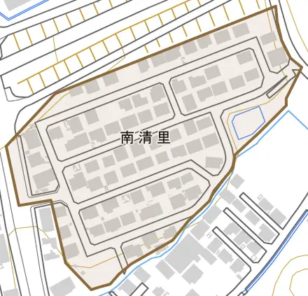 南清里とその周辺の地図。町の範囲を重ねている
