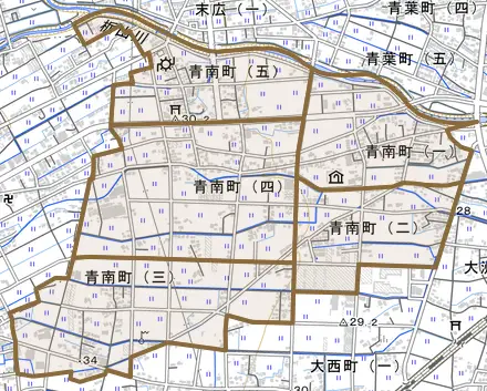 青南町とその周辺の地図。町の範囲を重ねている