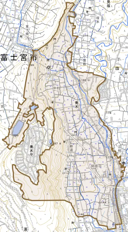 青木とその周辺の地図。町の範囲を重ねている