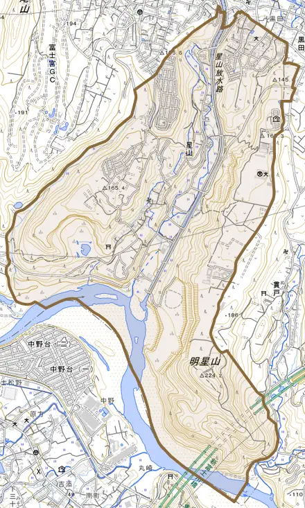 星山とその周辺の地図。町の範囲を重ねている