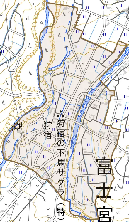 狩宿とその周辺の地図。町の範囲を重ねている