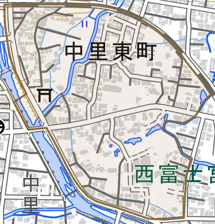 中里東町とその周辺の地図。町の範囲を重ねている