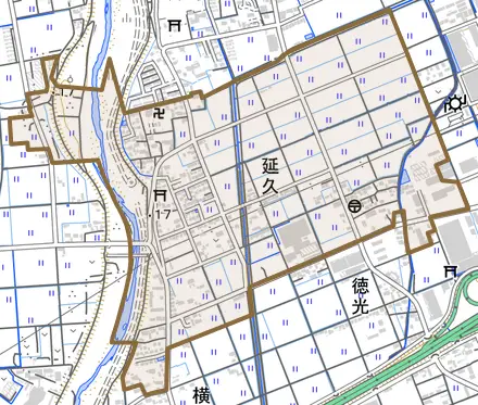 延久とその周辺の地図。町の範囲を重ねている