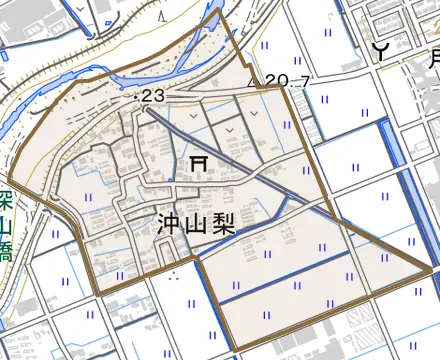 沖山梨とその周辺の地図。町の範囲を重ねている