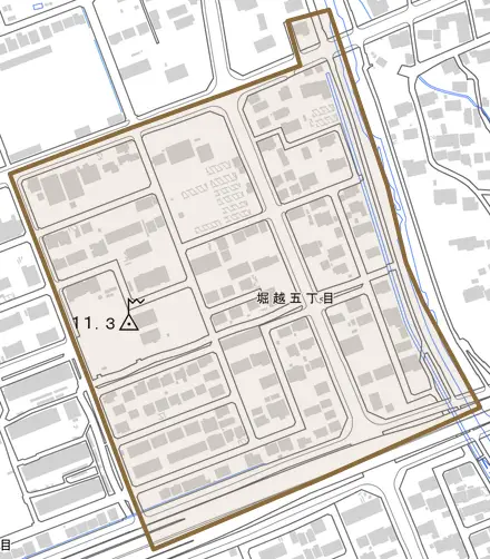 堀越五丁目とその周辺の地図。町の範囲を重ねている