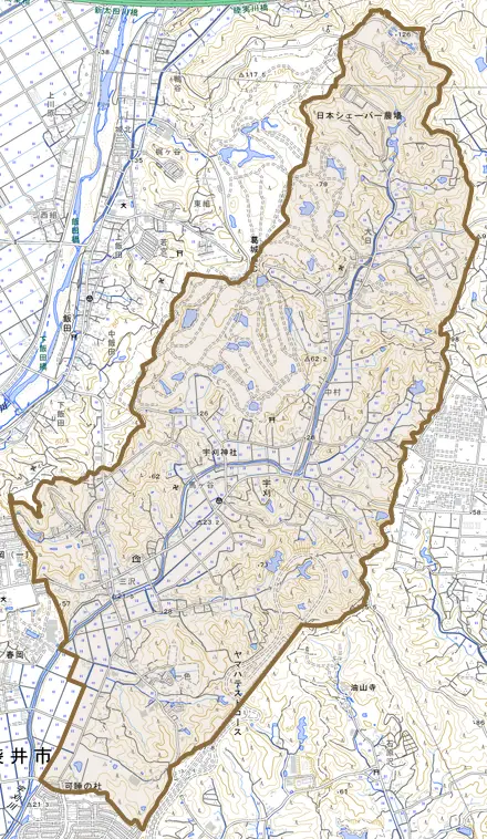 宇刈とその周辺の地図。町の範囲を重ねている
