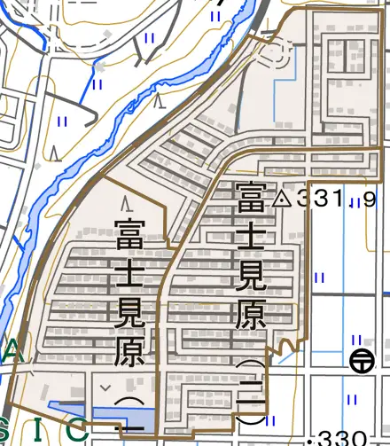 富士見原とその周辺の地図。町の範囲を重ねている