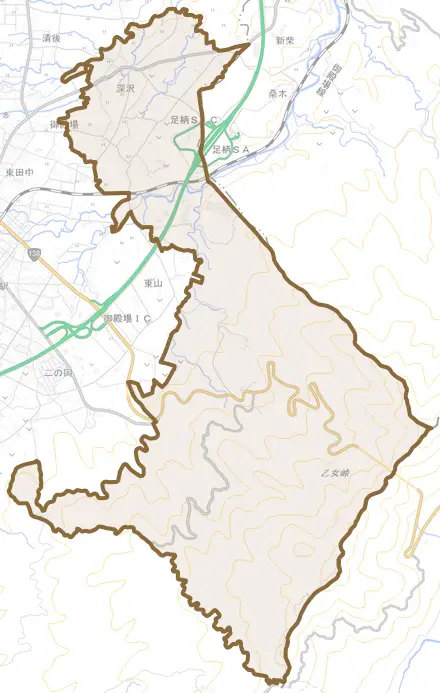 深沢とその周辺の地図。町の範囲を重ねている