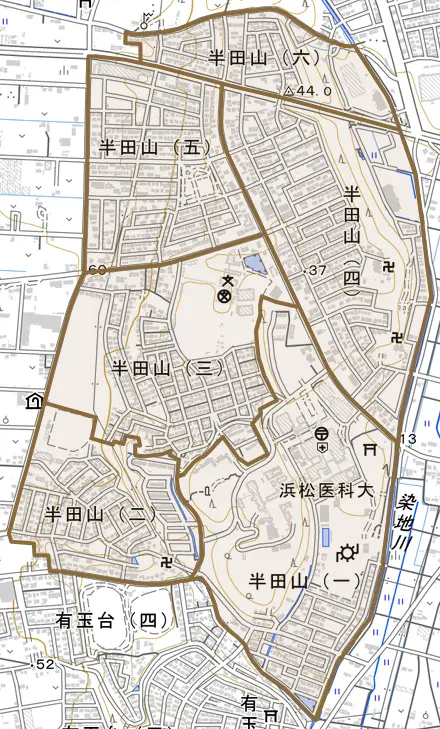 半田山とその周辺の地図。町の範囲を重ねている
