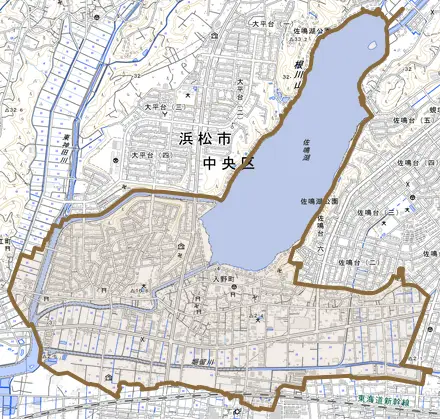 入野町とその周辺の地図。町の範囲を重ねている