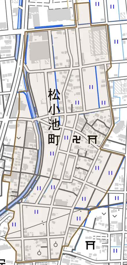 松小池町とその周辺の地図。町の範囲を重ねている