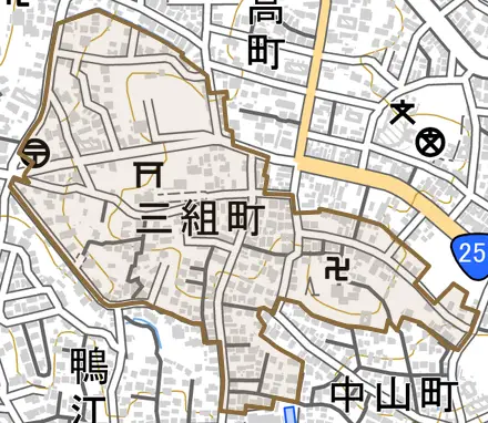 三組町とその周辺の地図。町の範囲を重ねている