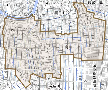 三島町とその周辺の地図。町の範囲を重ねている
