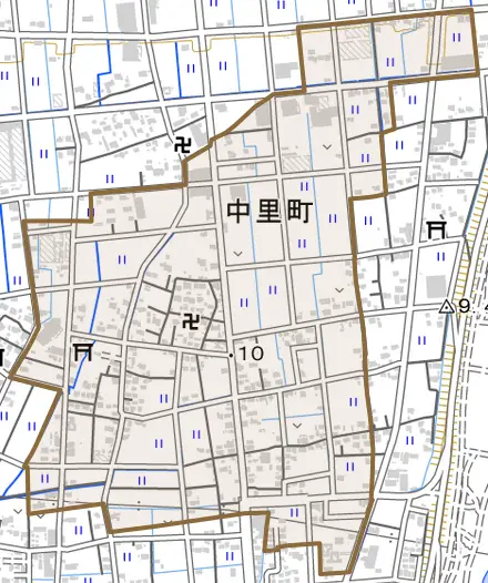 中里町とその周辺の地図。町の範囲を重ねている