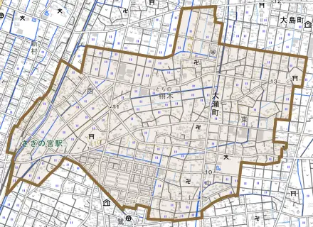 大瀬町とその周辺の地図。町の範囲を重ねている