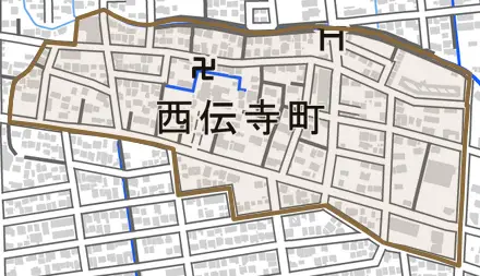 西伝寺町とその周辺の地図。町の範囲を重ねている