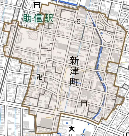 新津町とその周辺の地図。町の範囲を重ねている