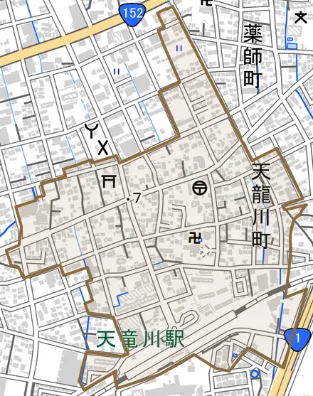 天龍川町とその周辺の地図。町の範囲を重ねている