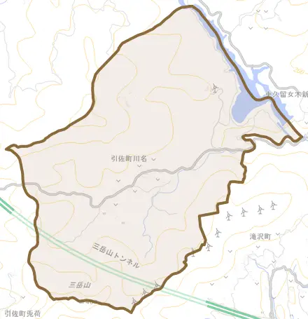引佐町川名とその周辺の地図。町の範囲を重ねている