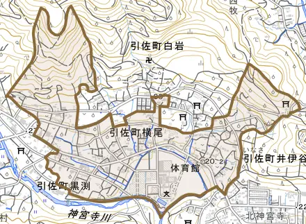 引佐町横尾とその周辺の地図。町の範囲を重ねている