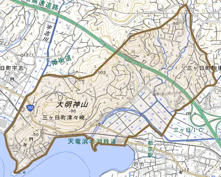 三ヶ日町津々崎とその周辺の地図。町の範囲を重ねている
